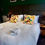 Greystoke House 4*
