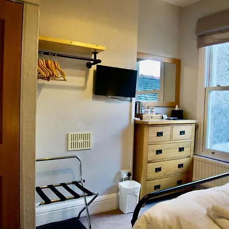 Greystoke House Nocleg ze śniadaniem 4*