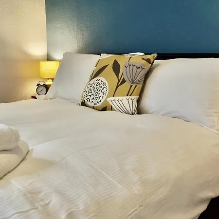 ベッド・アンド・ブレックファスト Greystoke House 4*