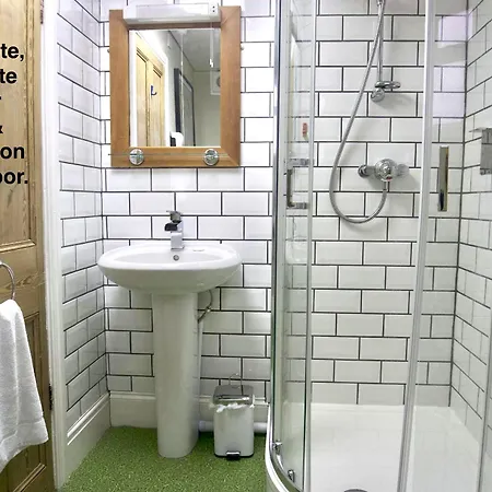 Greystoke House Nocleg ze śniadaniem