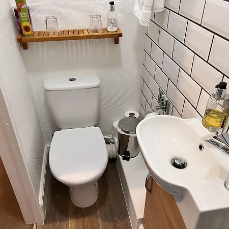 Greystoke House Nocleg ze śniadaniem 4*